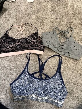 Lorna Jane Pink Lace, Gray Star & Blue Paisley Sports Bra Trio